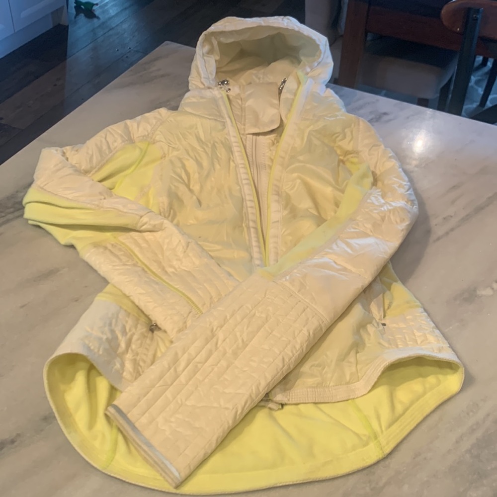 Lululemon yellow jacket - Picture 15 of 16